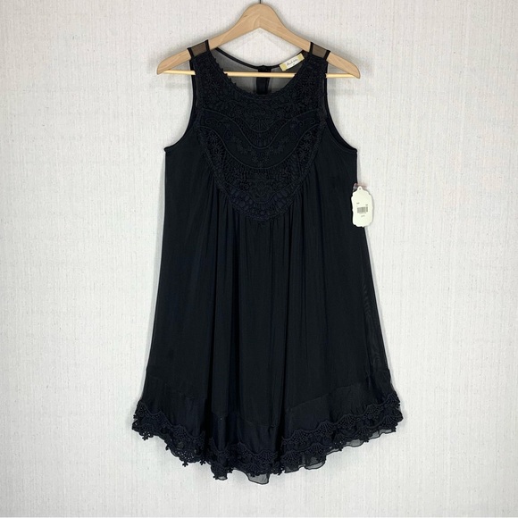 Altar’d State~NWT~Sleeveless Mini Shift Dress‎ w/ Crochet Accents~Black~Sz S - Picture 1 of 12